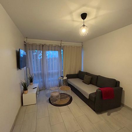 Appartement Ping-Pong Proche Gare Gagny Exterior photo
